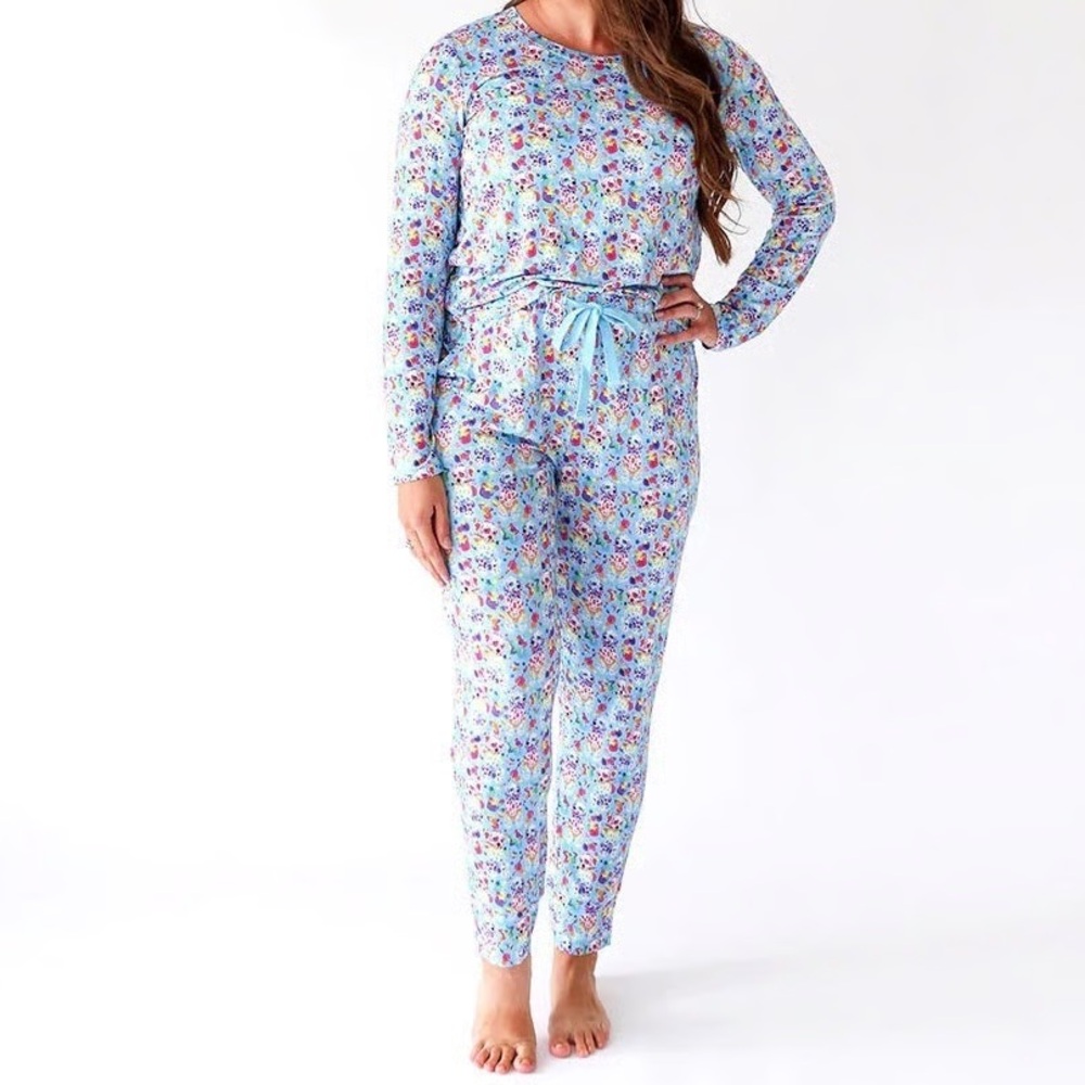 NWT Lisa Frank x Posh Peanut Spotty and Dotty Pyjamas PJ Set Dalmatians Rainbow
